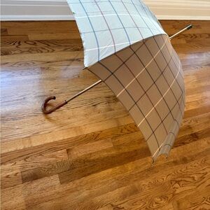 NWOT Burberry walking full size vintage umbrella
